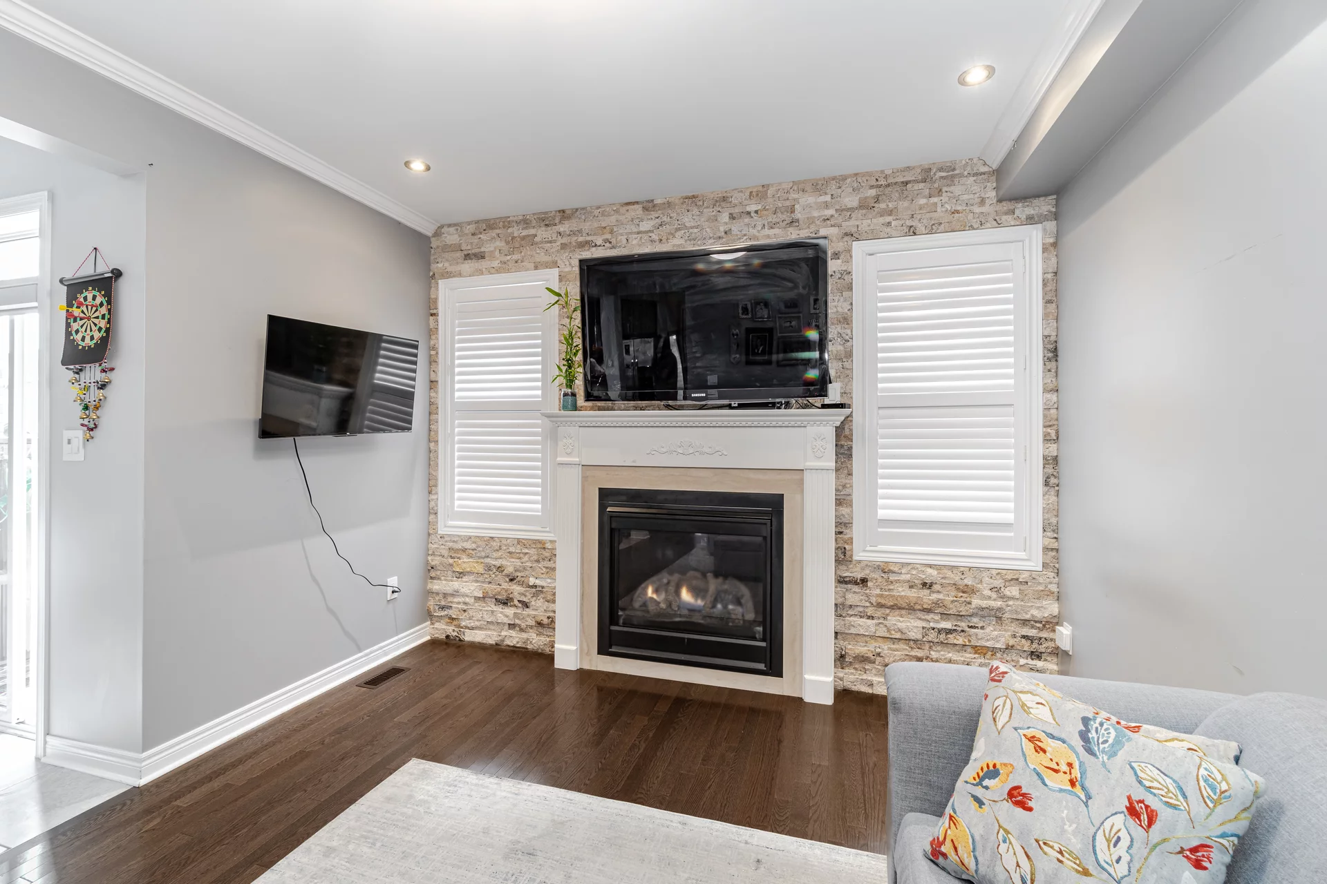 18 Isle Royal Terrace, Brampton - photo 20