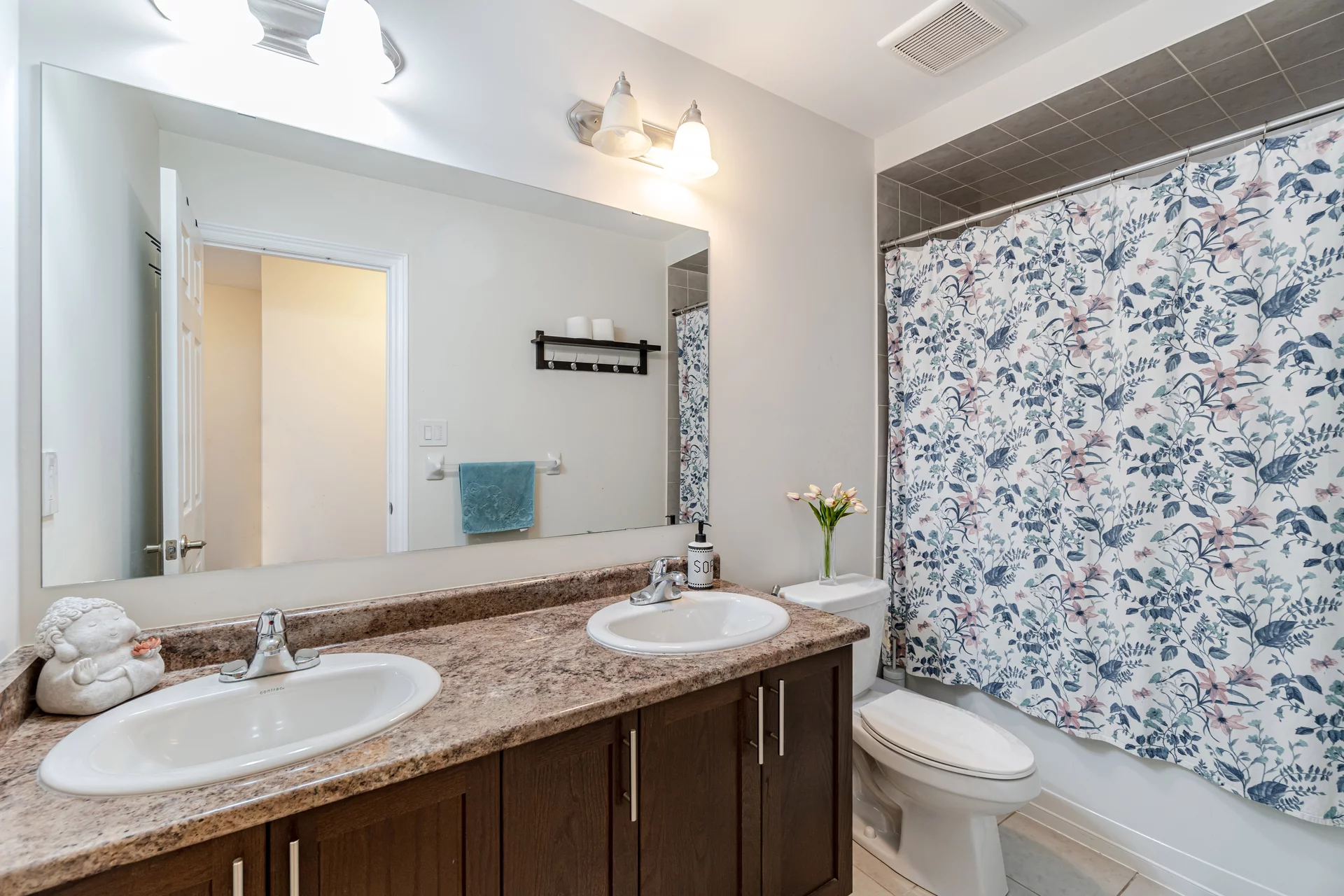 18 Isle Royal Terrace, Brampton - photo 36