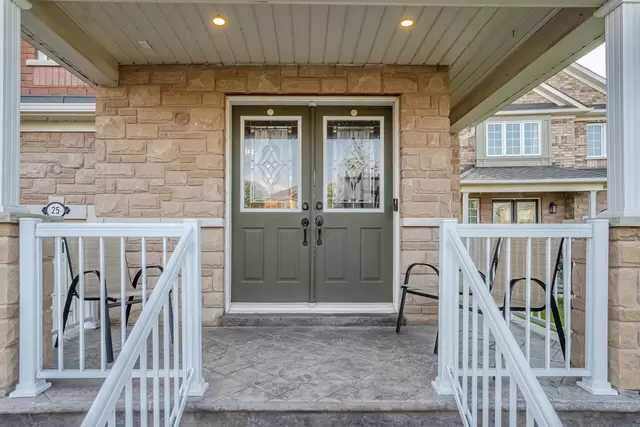 25 Mowat Crescent, Georgetown - photo 8