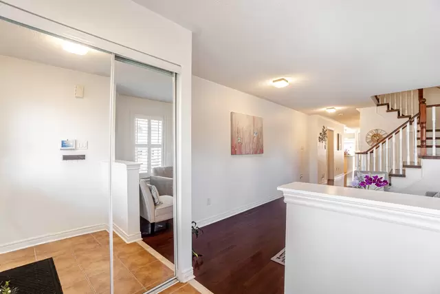 25 Mowat Crescent, Georgetown - photo 10