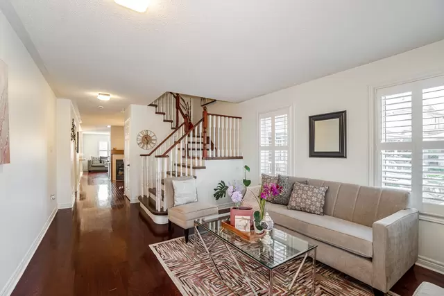 25 Mowat Crescent, Georgetown - photo 12