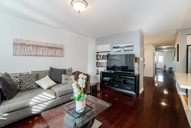 25 Mowat Crescent, Georgetown - photo 21