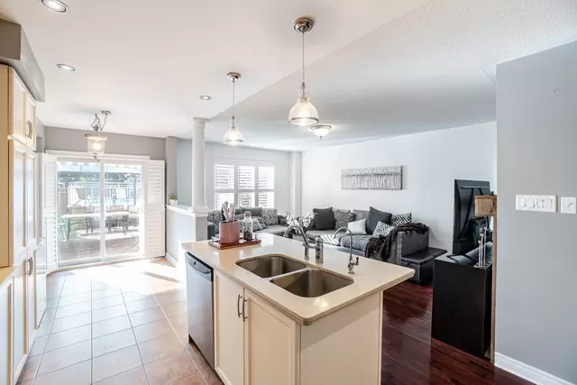 25 Mowat Crescent, Georgetown - photo 30
