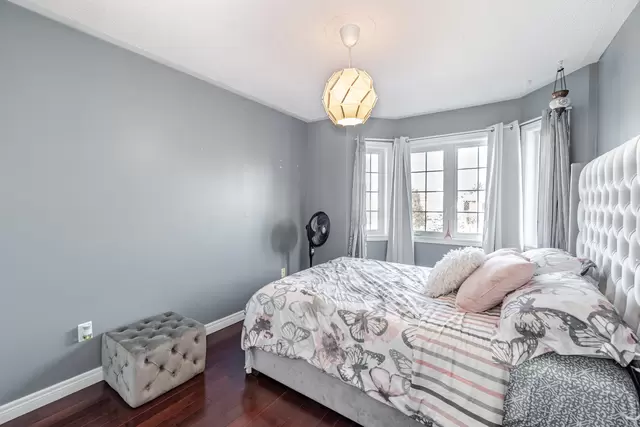 25 Mowat Crescent, Georgetown - photo 48