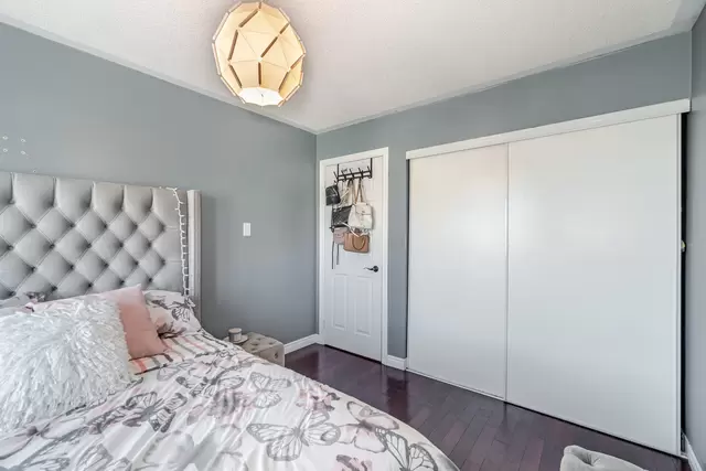 25 Mowat Crescent, Georgetown - photo 51