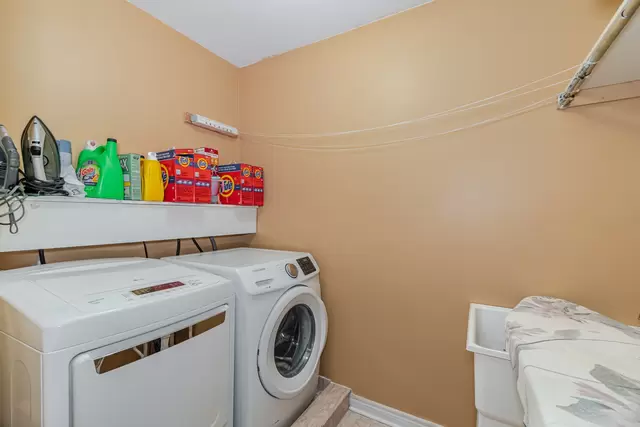 25 Mowat Crescent, Georgetown - photo 54