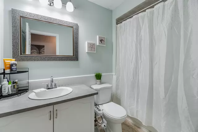 25 Mowat Crescent, Georgetown - photo 55