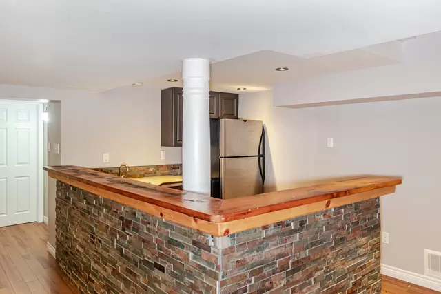 25 Mowat Crescent, Georgetown - photo 61