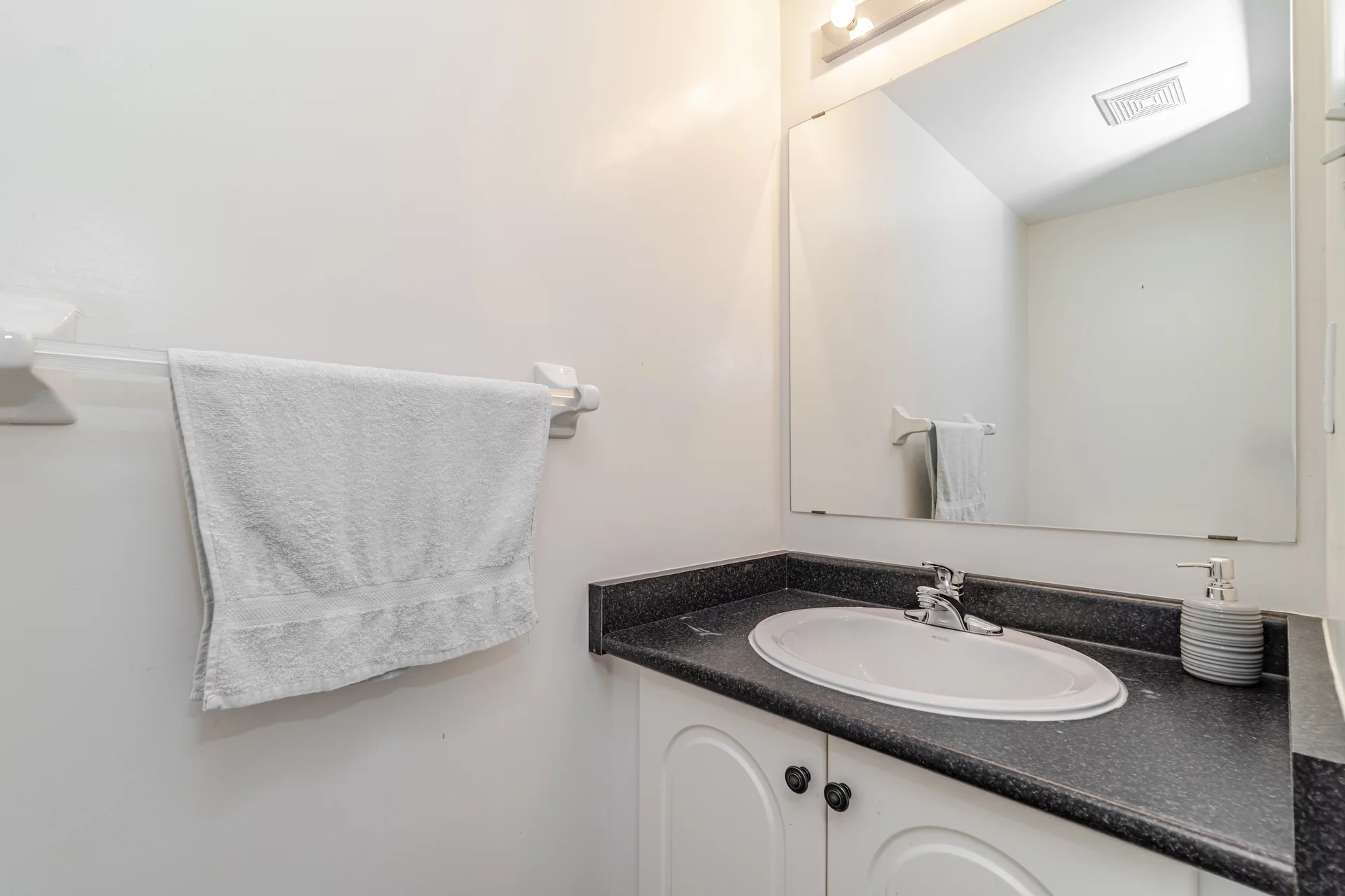 #100-525 Novo Star Drive, Mississauga - photo 18