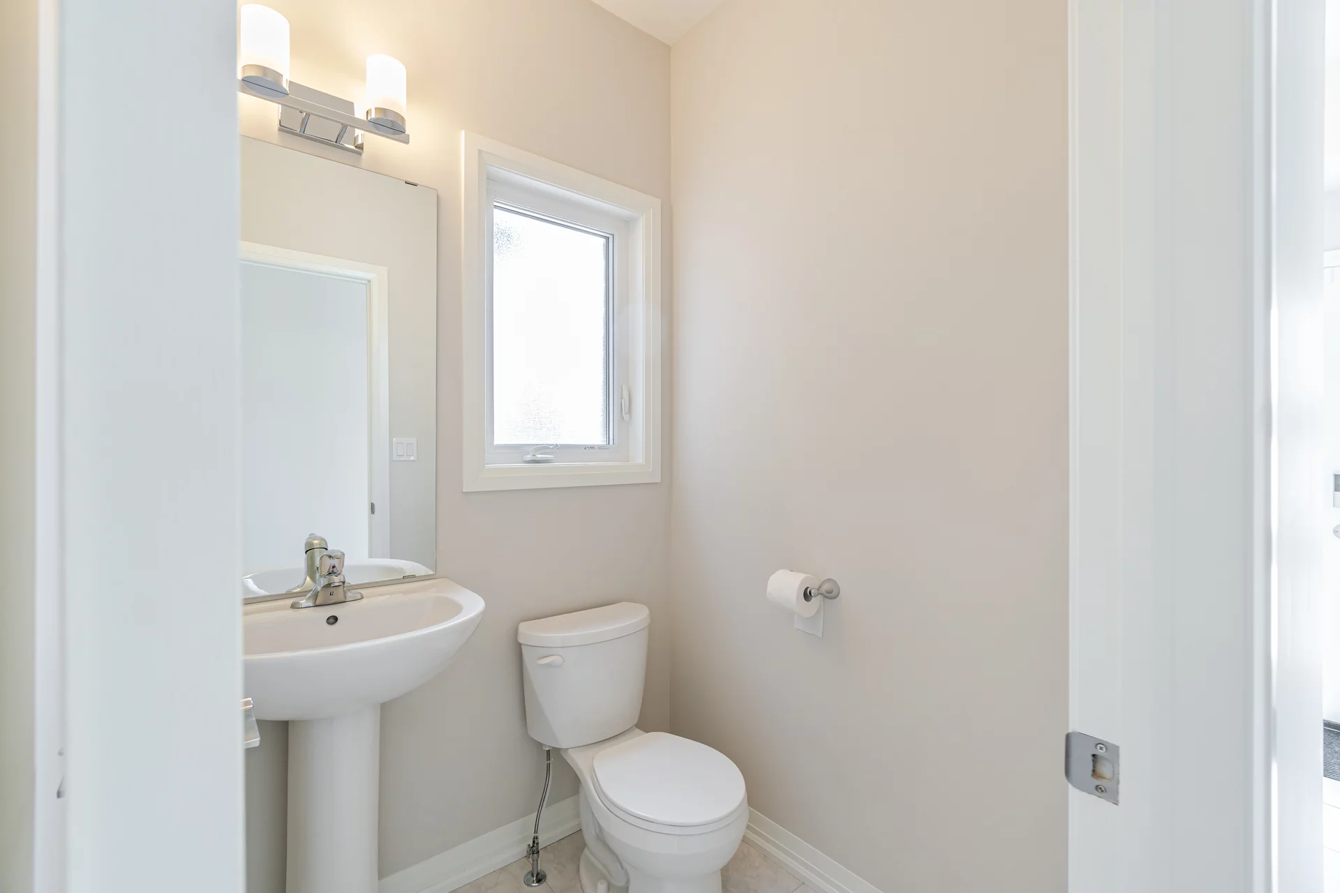 2785317