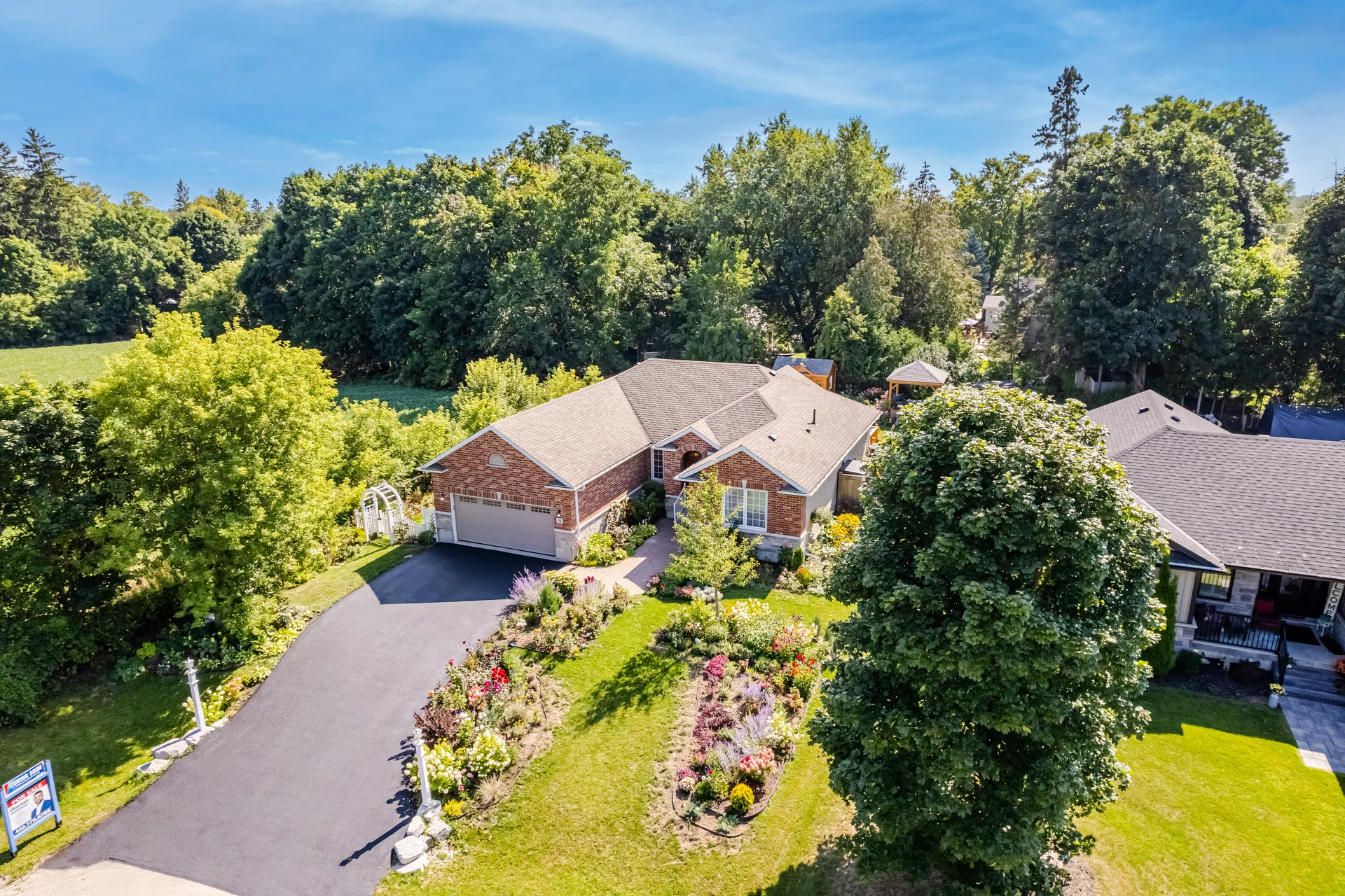 18 Spruce Street, Hillsburgh - photo 7