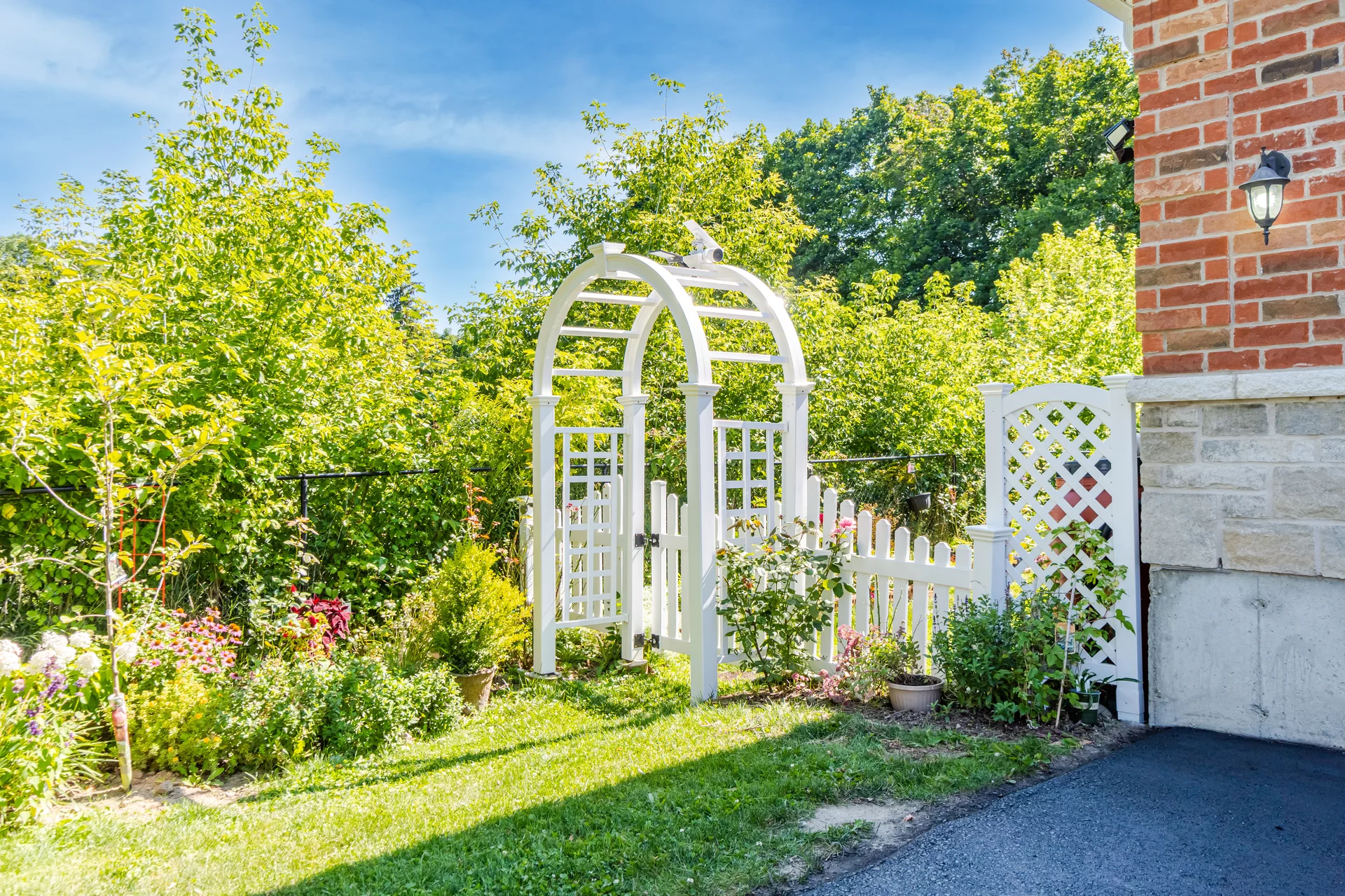 18 Spruce Street, Hillsburgh - photo 14