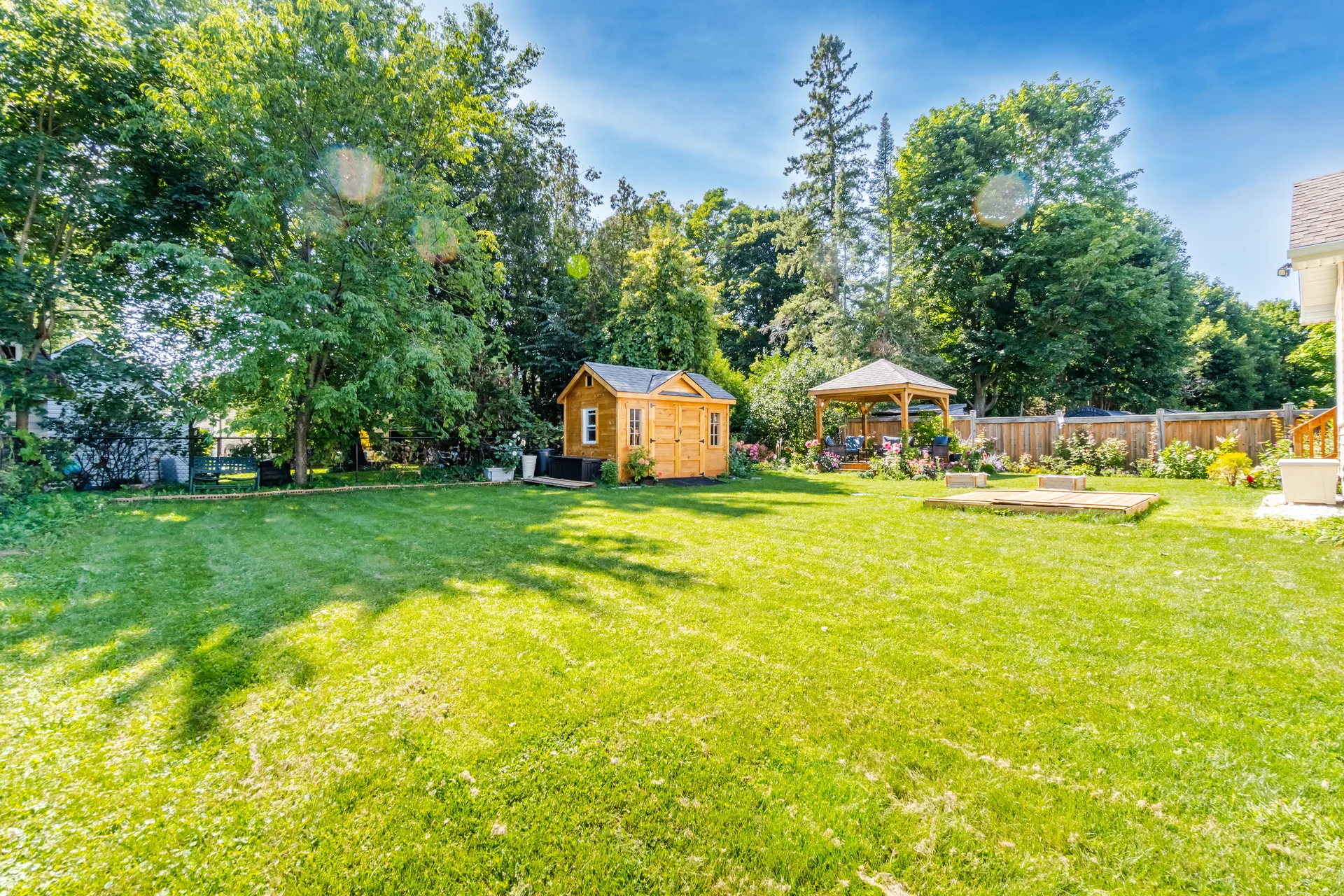 18 Spruce Street, Hillsburgh - photo 58