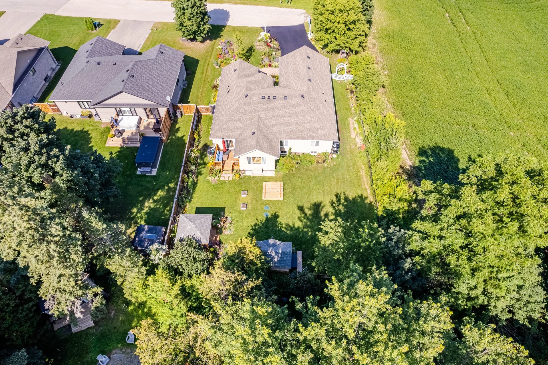 18 Spruce Street, Hillsburgh - photo 63