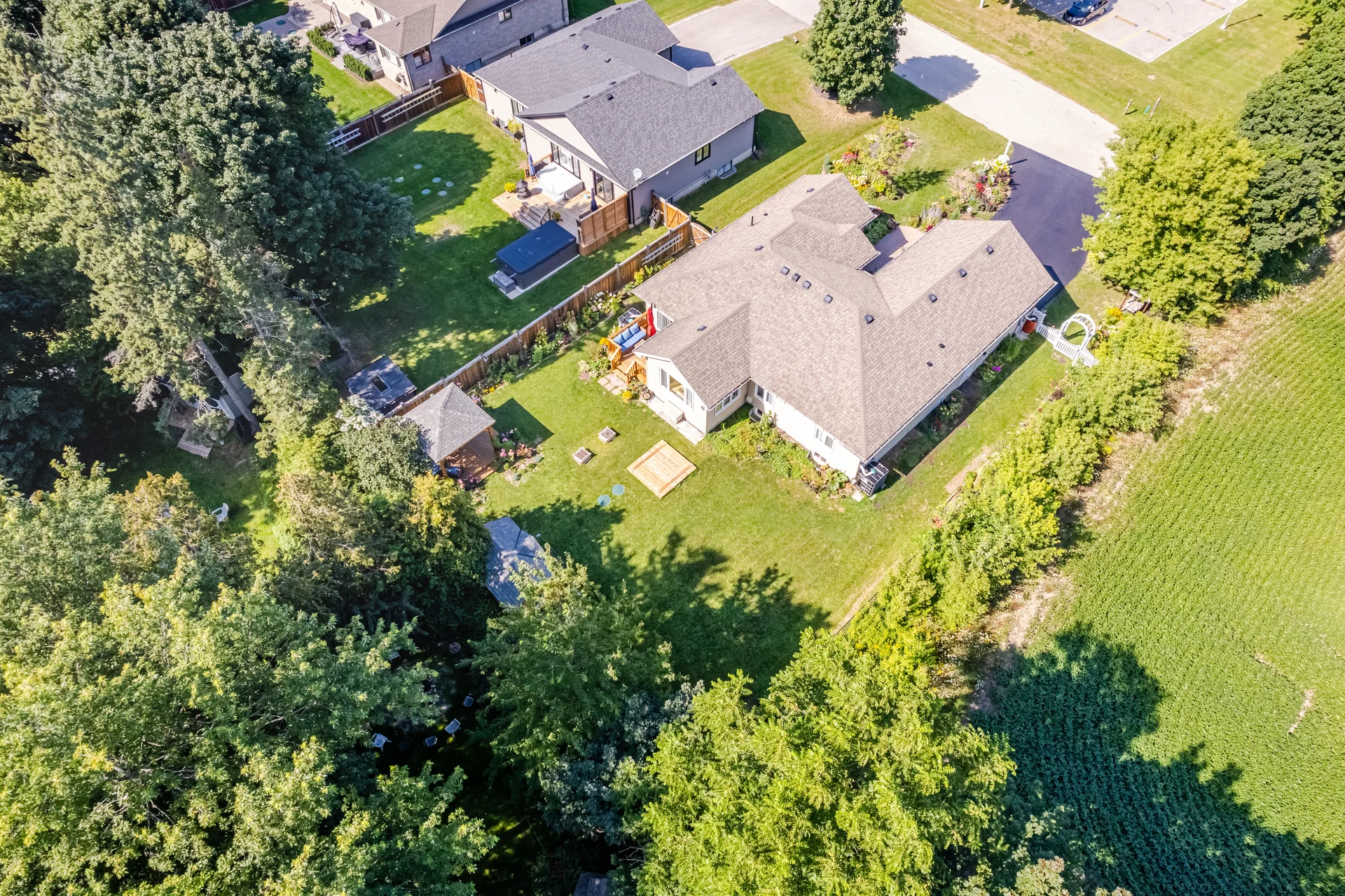 18 Spruce Street, Hillsburgh - photo 64
