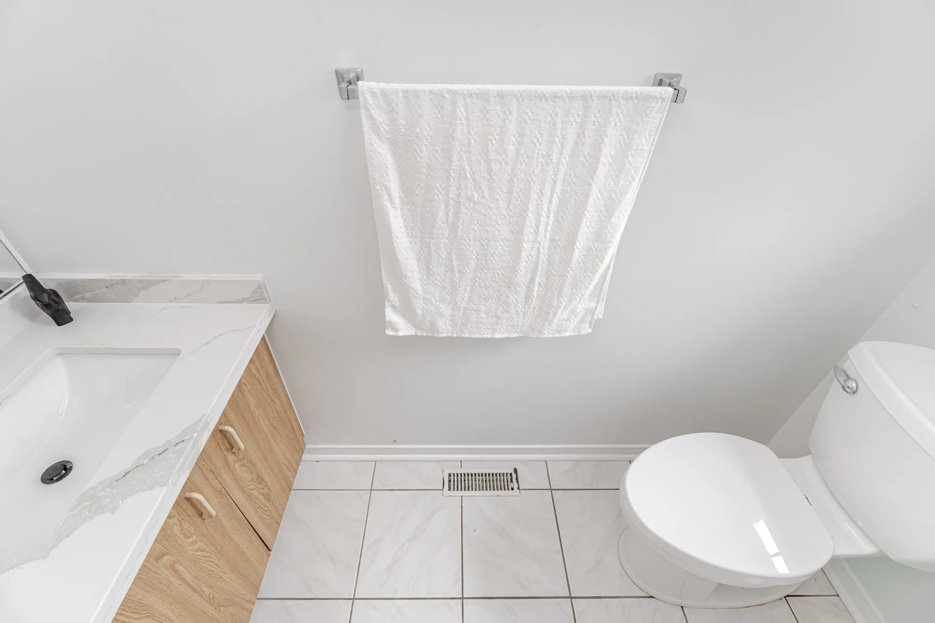 2803114