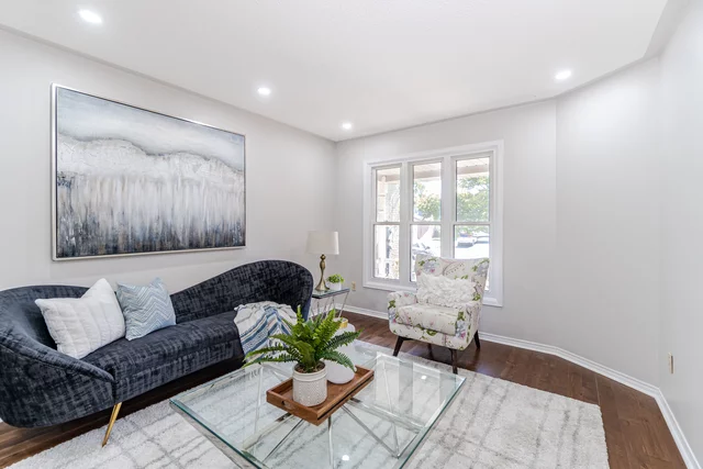 13 Nuffield Street, Brampton - photo 8