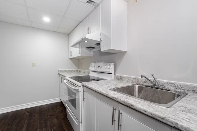 13 Nuffield Street, Brampton - photo 49