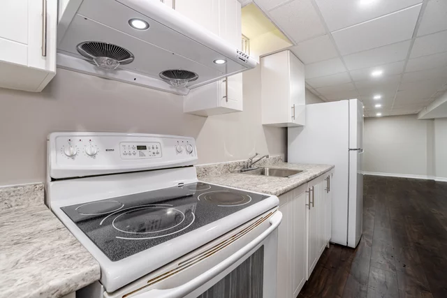 13 Nuffield Street, Brampton - photo 50