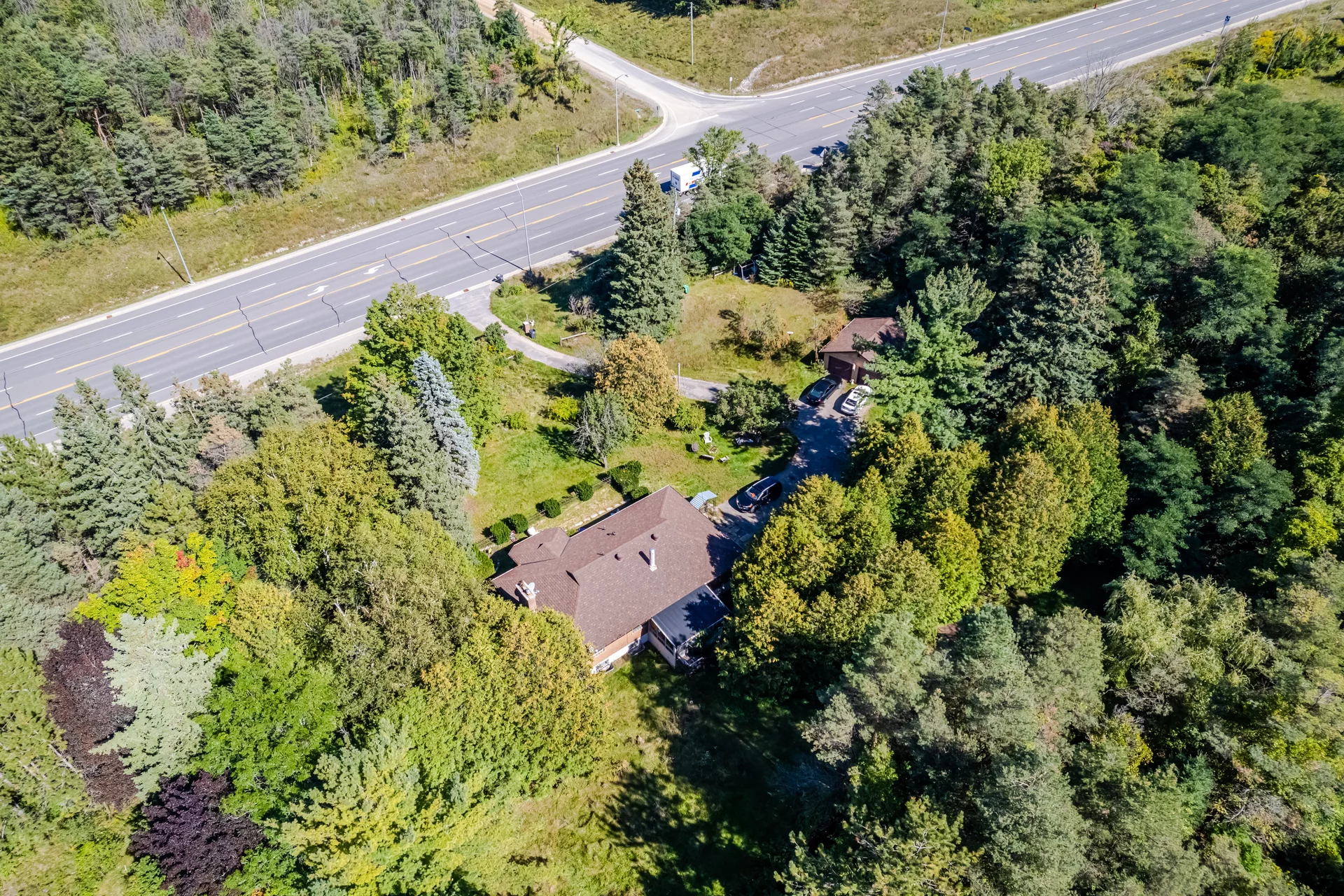 20420 Hurontario Street, Caledon - photo 17