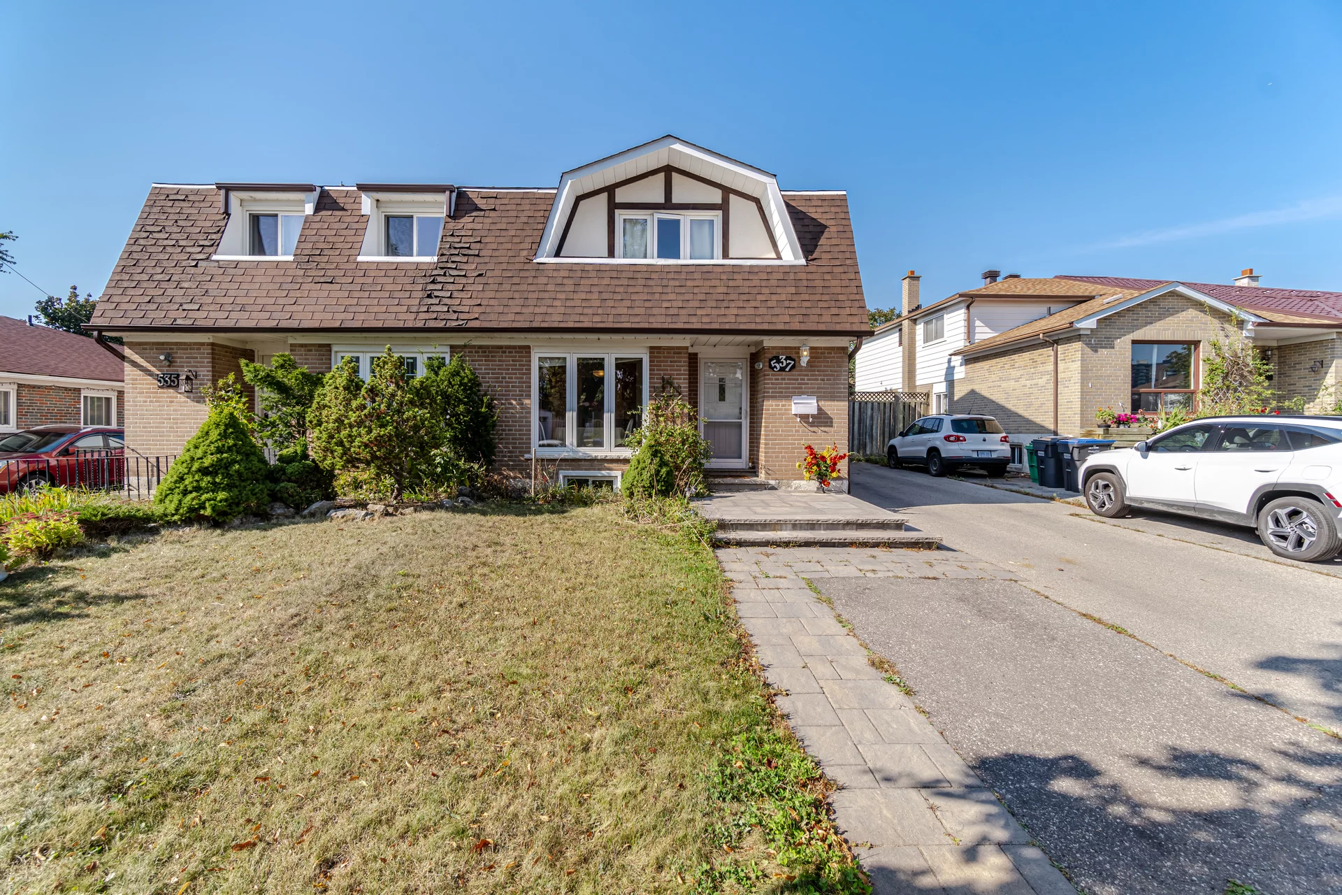 537 Lana Terrace, Mississauga - photo 2