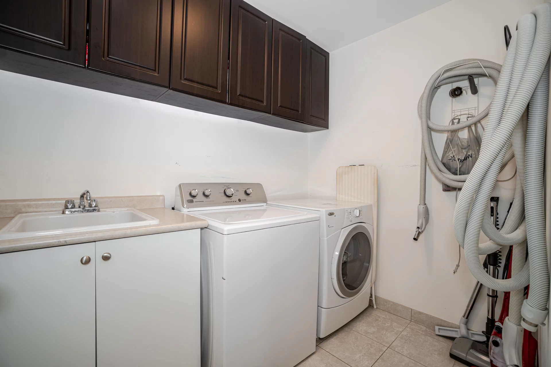 15 Amberwing Landing, Bradford - photo 47