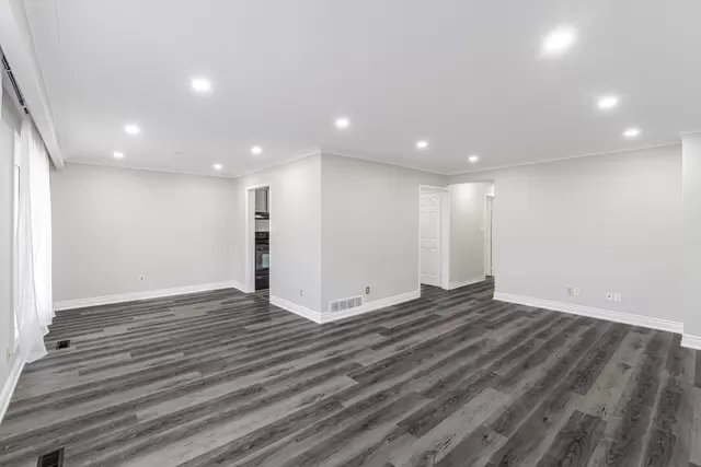 70 Greystone Crescent, Georgetown - photo 12