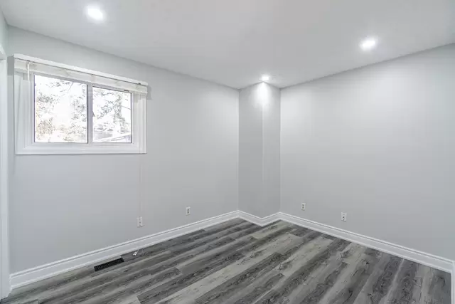 70 Greystone Crescent, Georgetown - photo 28