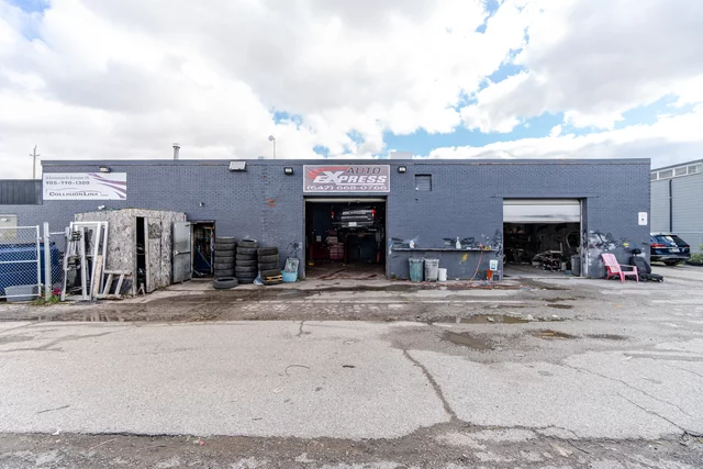 26 Bramsteele Road, Brampton - photo 21