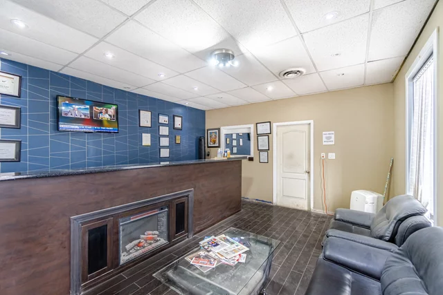26 Bramsteele Road, Brampton - photo 38