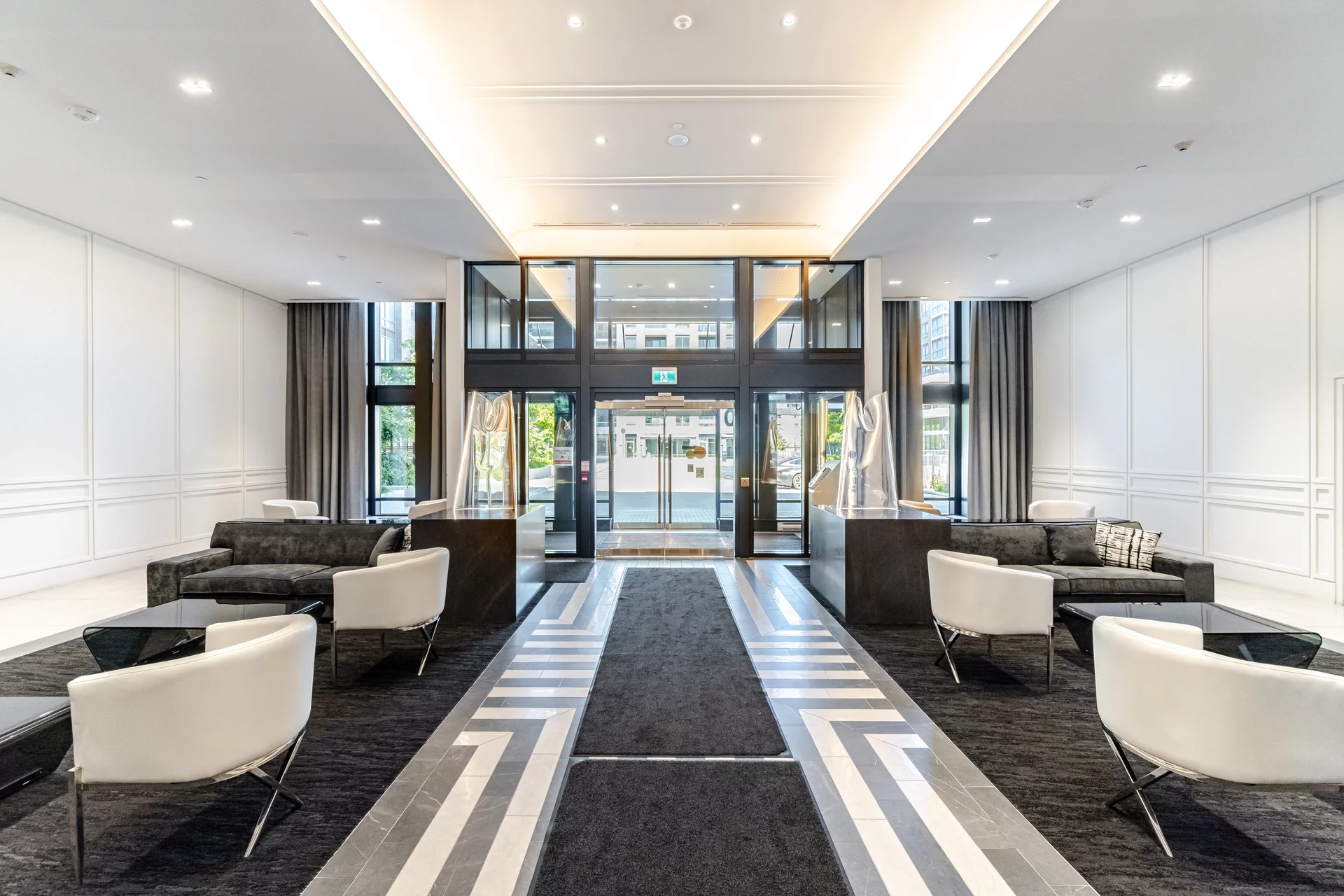 #2404-30 Gibbs Road, Toronto - photo 3