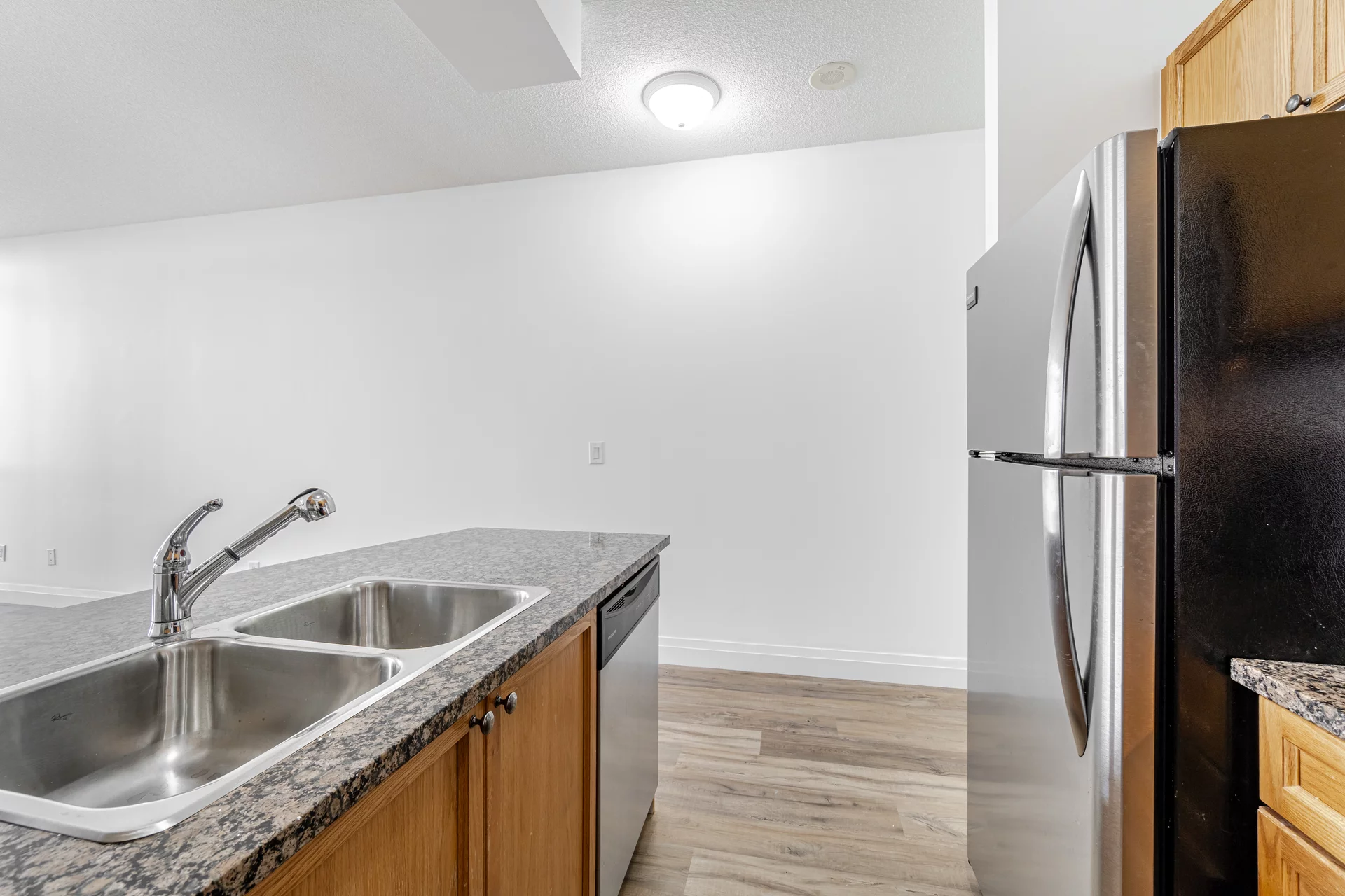 #1212-2379 Central Park Drive, Oakville - photo 10