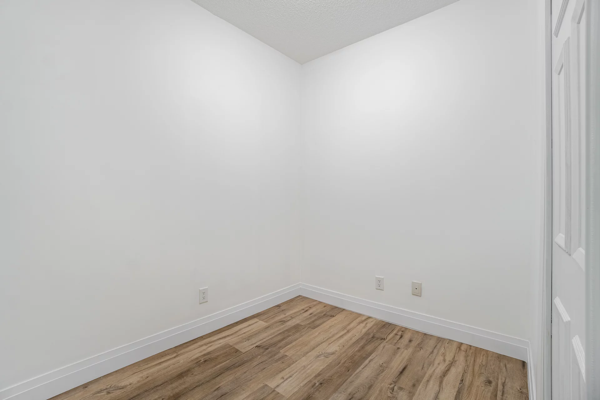 #1212-2379 Central Park Drive, Oakville - photo 20