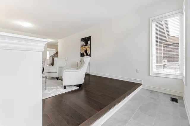 36 Sealey Avenue, Hamilton - photo 15