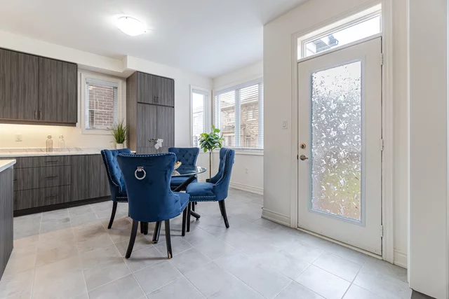 36 Sealey Avenue, Hamilton - photo 28