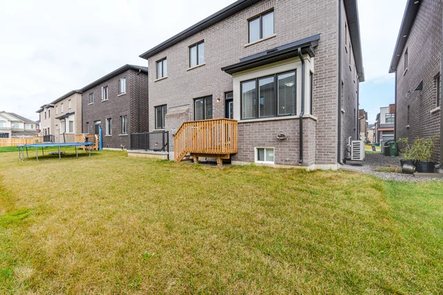 36 Sealey Avenue, Hamilton - photo 80
