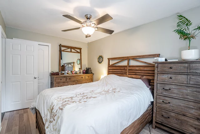 2455 Exeter Crescent, Burlington - photo 21