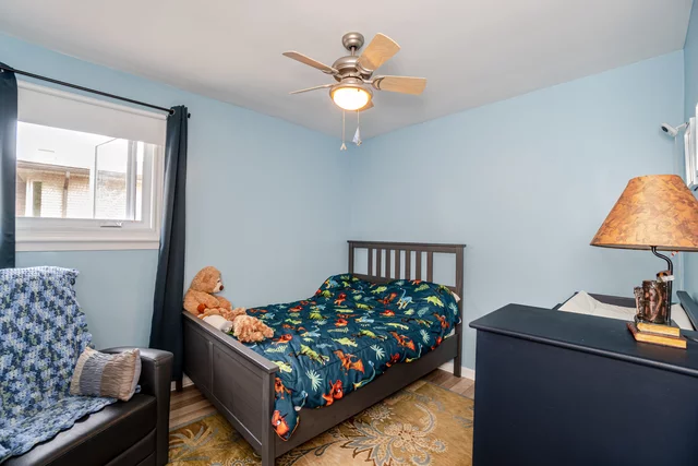 2455 Exeter Crescent, Burlington - photo 25