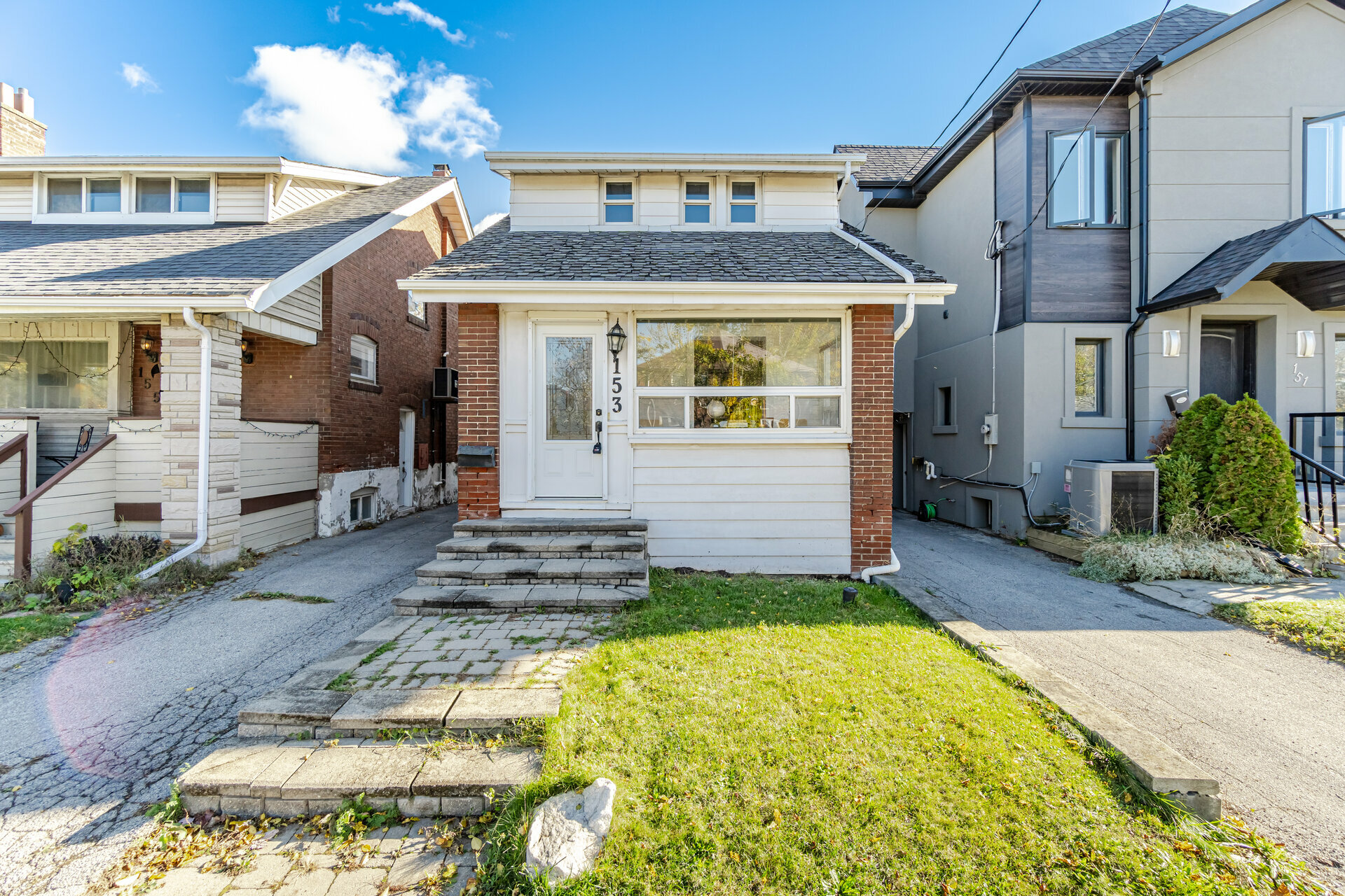 153 Royal York Road, Toronto Realmedia Tours