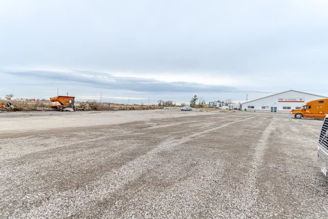 7729 8th Line, Halton Hills - photo 12