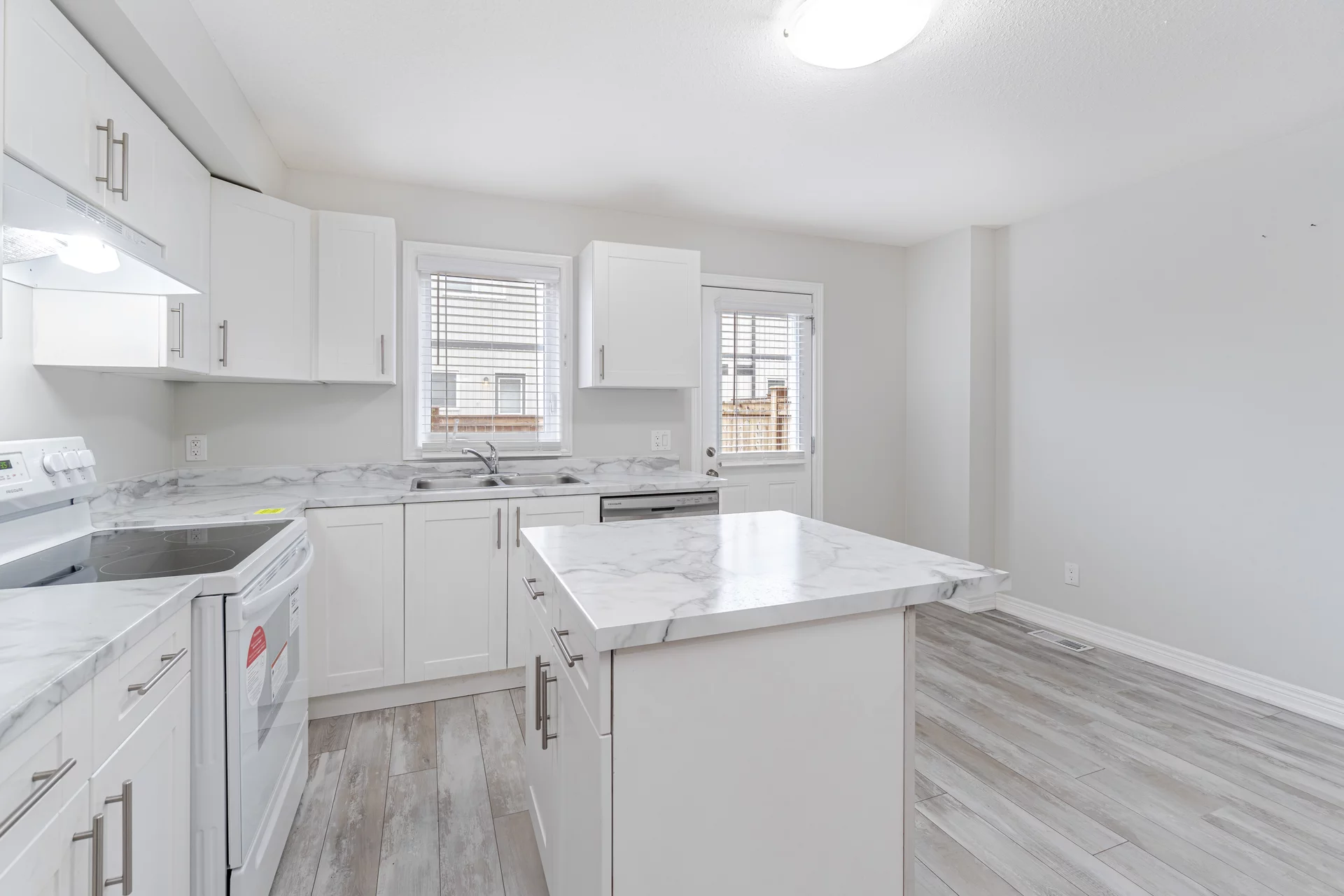 #51-7768 Ascot Circle, Niagara Falls - photo 14