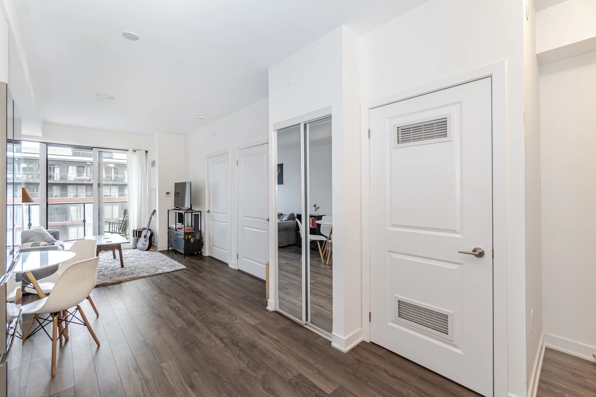 #718-100 Eagle Rock Way, Vaughan - photo 8