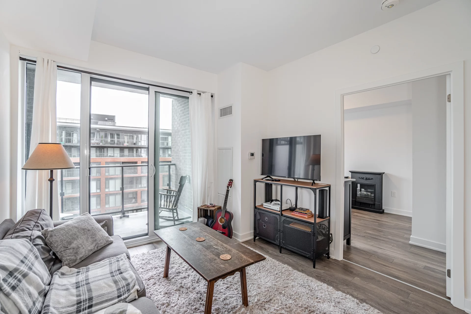 #718-100 Eagle Rock Way, Vaughan - photo 17