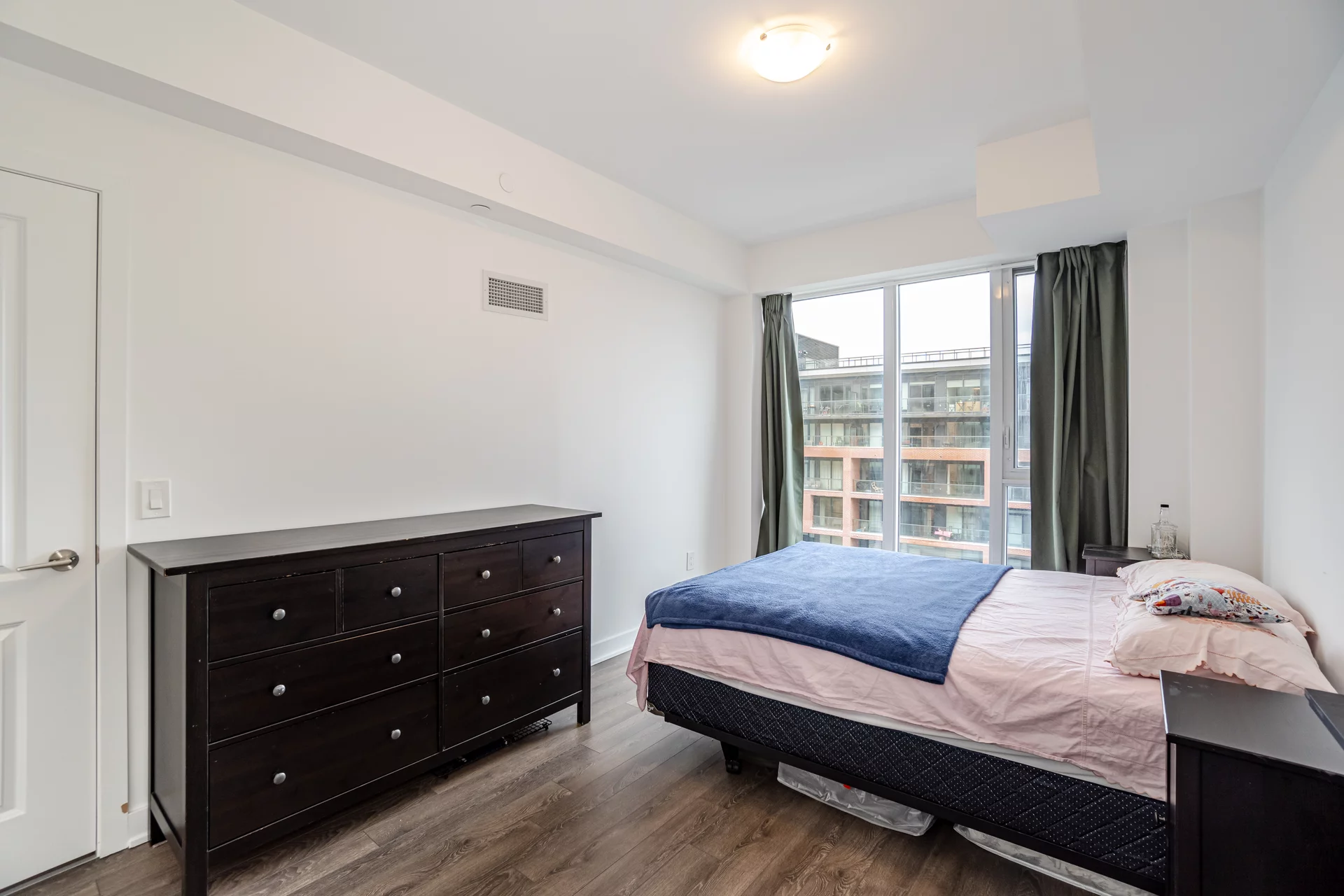 #718-100 Eagle Rock Way, Vaughan - photo 19
