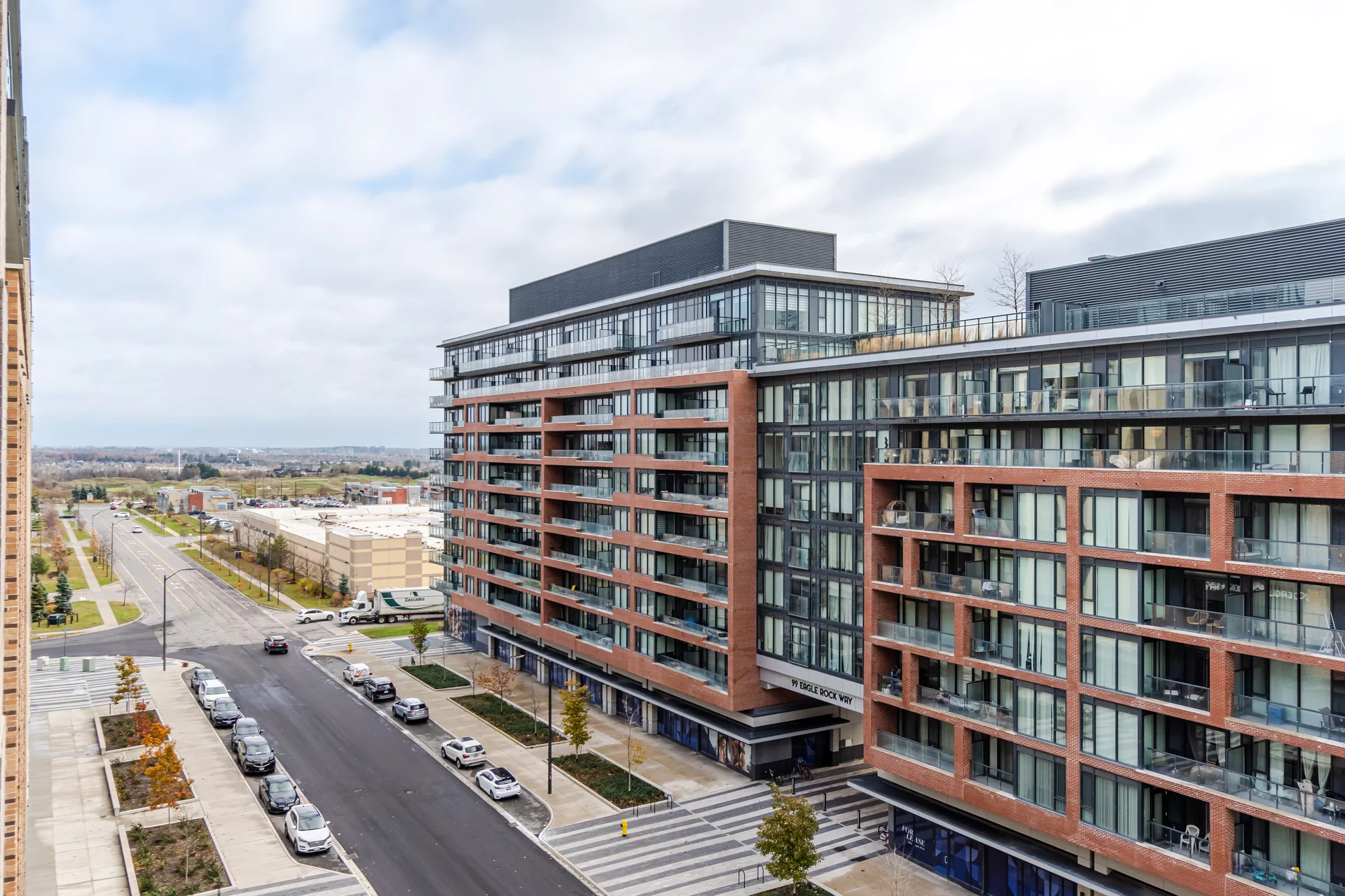 #718-100 Eagle Rock Way, Vaughan - photo 28