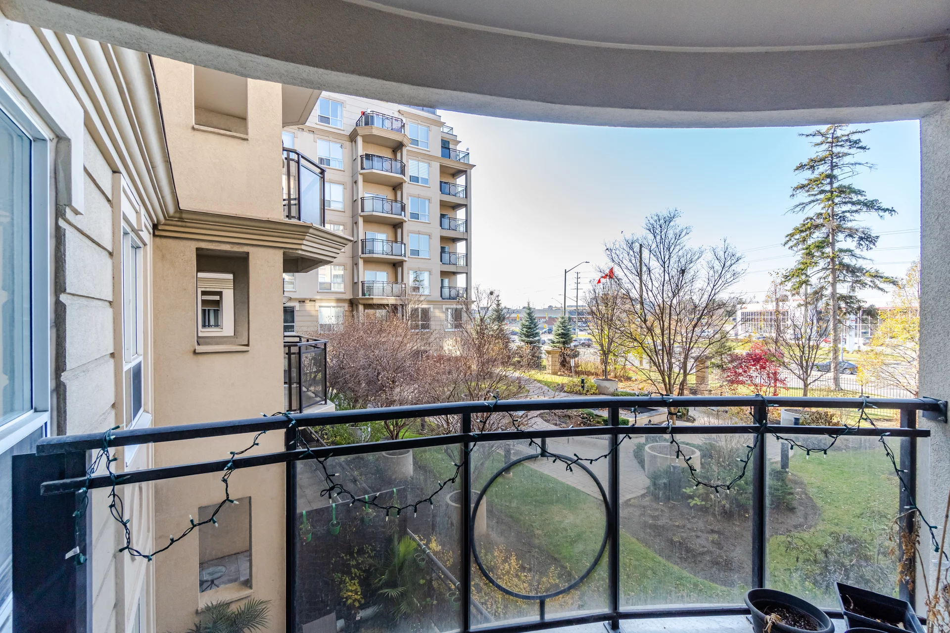 #204-8 Maison Parc Court, Thornhill - photo 33