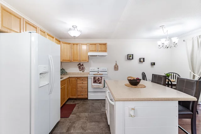 4 Horseshoe Court, Brampton - photo 12