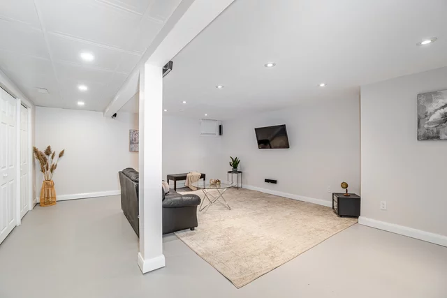 4 Horseshoe Court, Brampton - photo 26