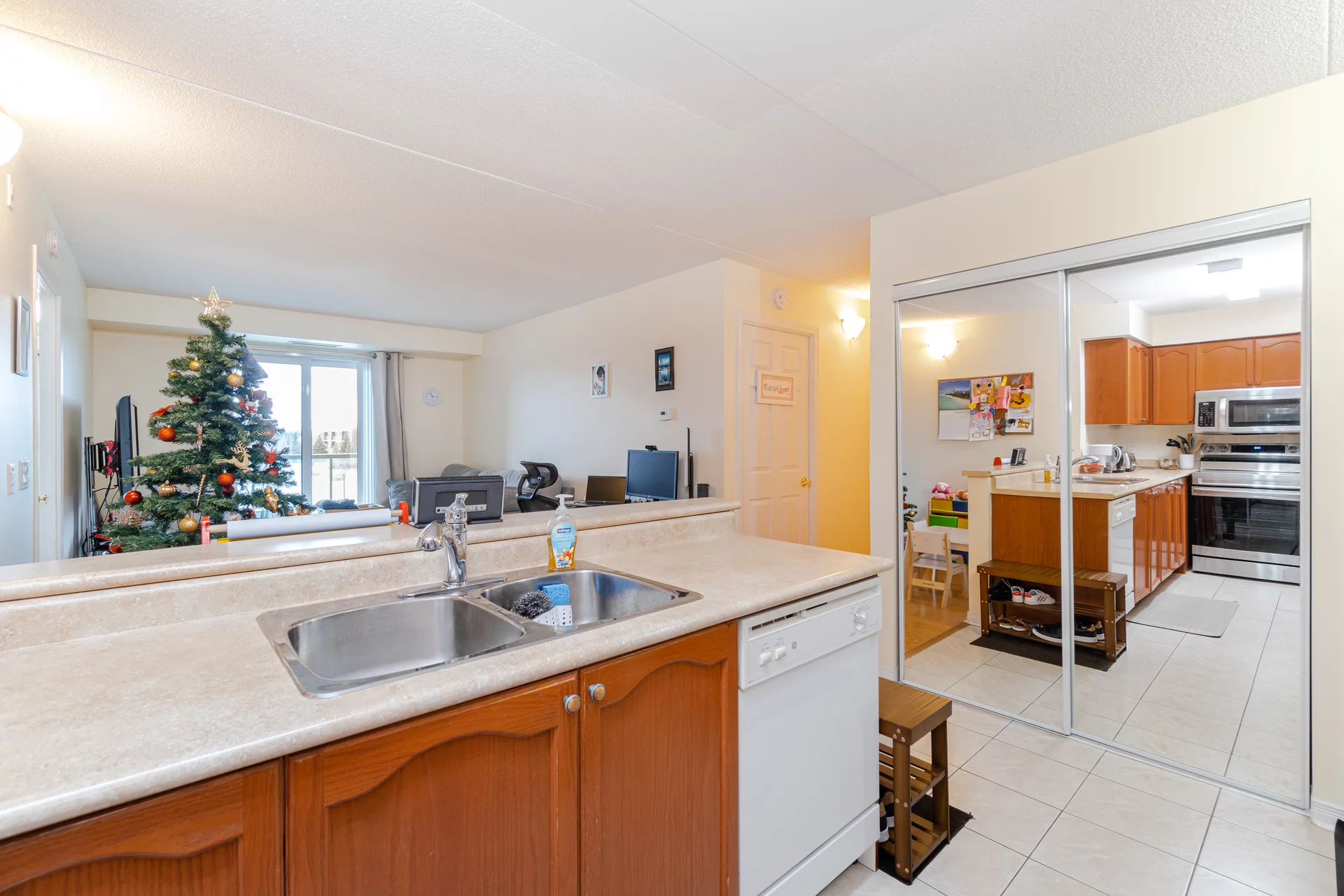 #313-25 Via Rosedale, Brampton - photo 8