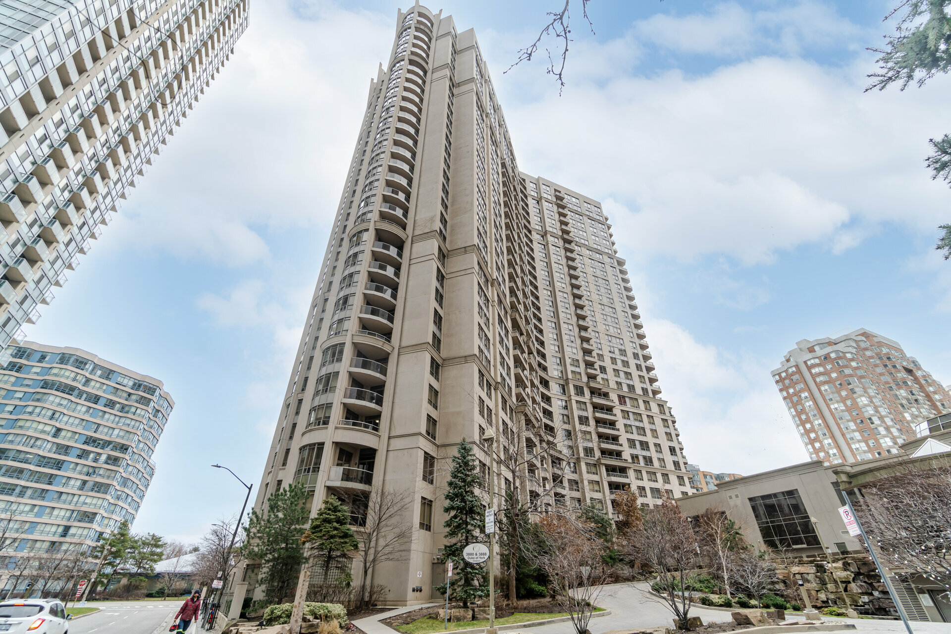 810 3880 Duke Of York Boulevard By Raafat Metwaly 810-3880-duke-of-york-boulevard-by-raafat-metwaly